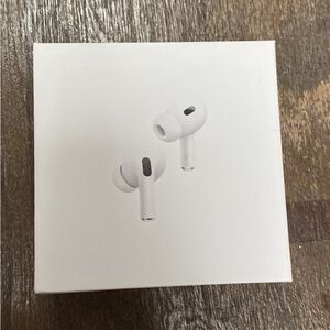 Apple AirPods Pro in White noise canceling